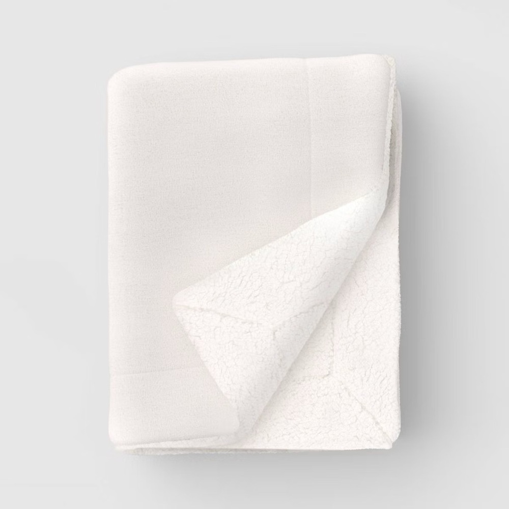 Solid nwt Plush Throw Blanket with Faux Shearling Reverse Ivory - Threshold